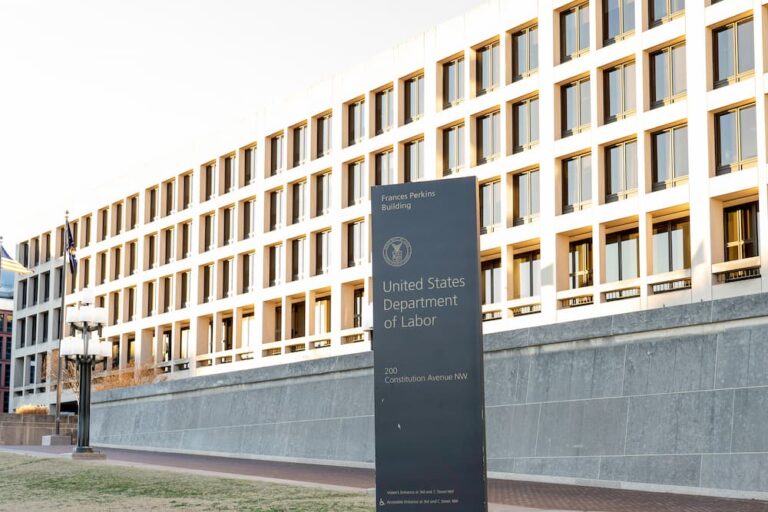 Department of Labor may shift employer health plans to e-delivery