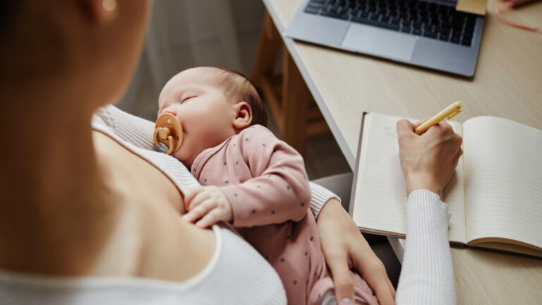 Eight in 10 mothers forced back to work early by SMP 'cliff edge'